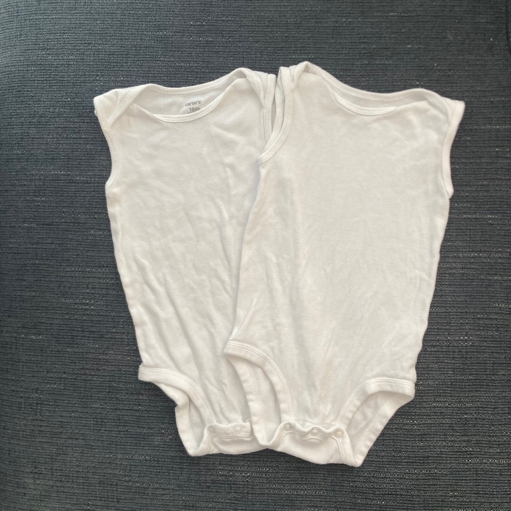 Set of 3 white Carters bodysuits 18m